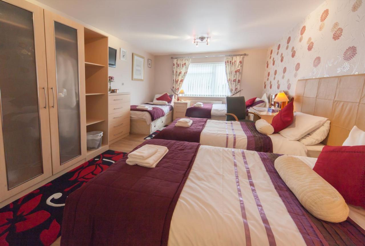 Wyngate Guest House Great Meols Bagian luar foto