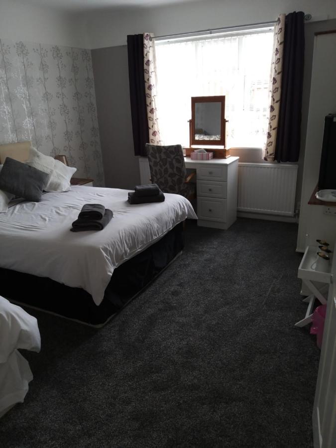Wyngate Guest House Great Meols Bagian luar foto
