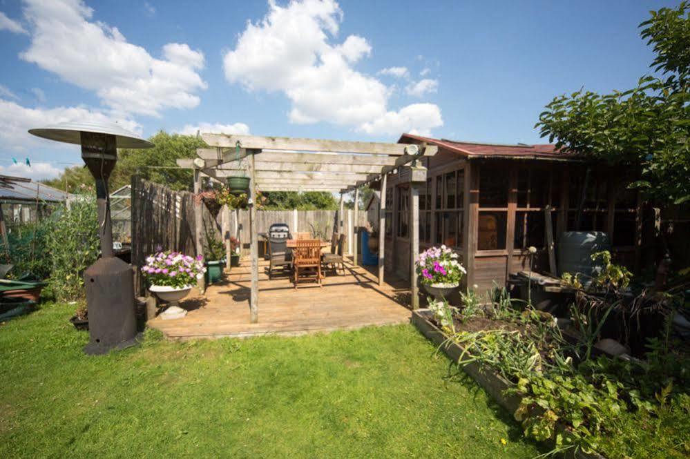 Wyngate Guest House Great Meols Bagian luar foto