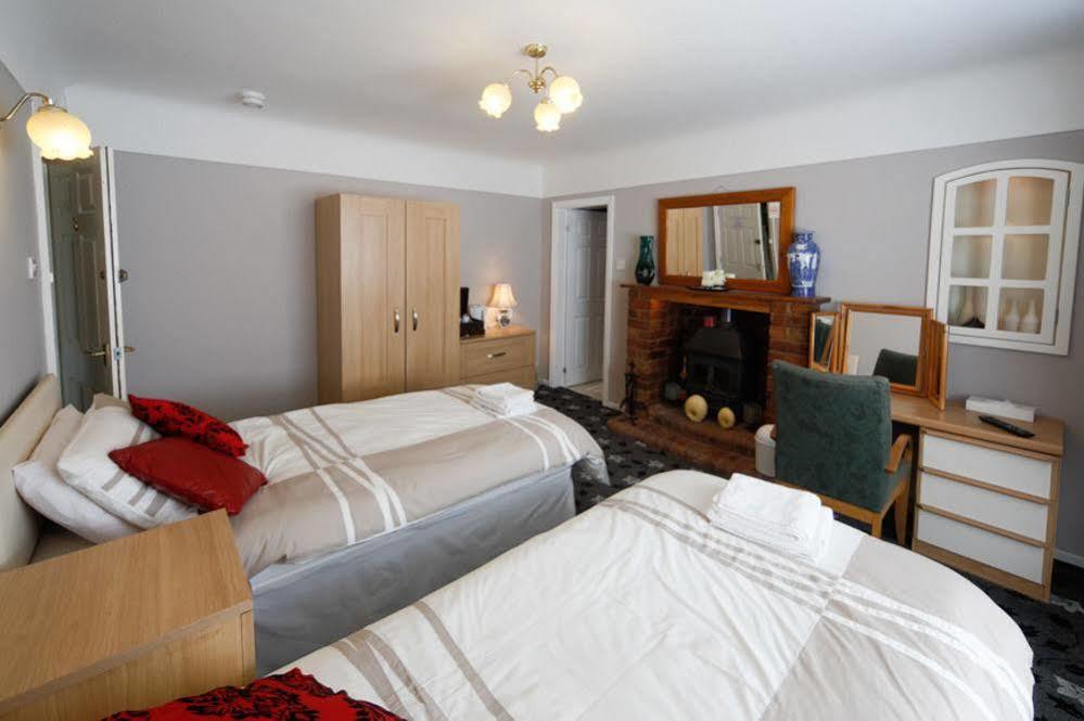 Wyngate Guest House Great Meols Bagian luar foto
